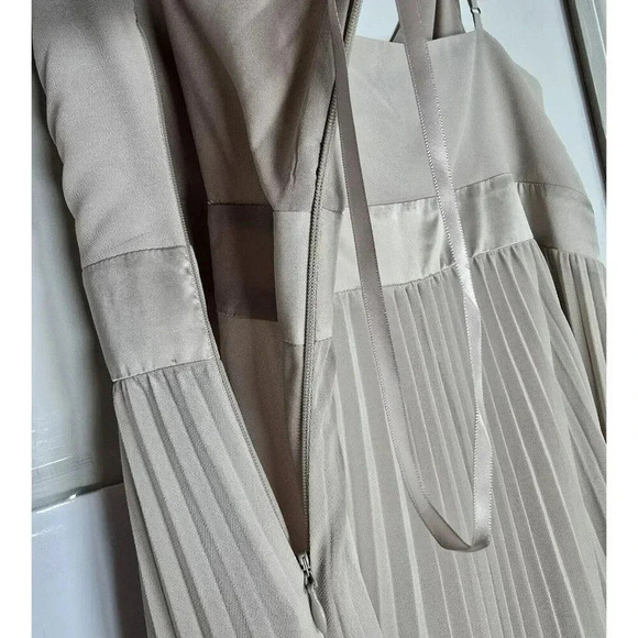 BCBG MAXAZRIA EVELYNE Size 14 Neutral Pleated Colorblock Impire Waist Maxi Dress - Picture 12 of 14